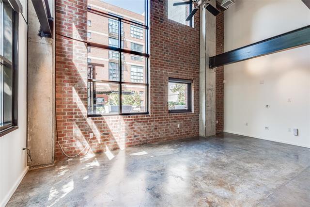 Photo - 3110 Thomas Ave Unidad 140