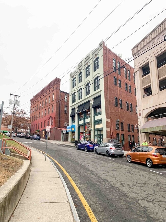 Photo - 7 Old S St Unit 8