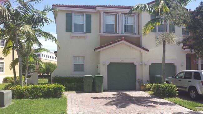 Photo - 521 NE 21st Terrace