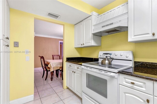 Photo - 6039 Collins Ave Unit 1206
