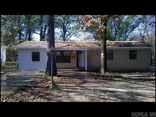 Building Photo - 5816 Butler Rd Rental