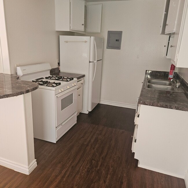 Photo - 8809 Etiwanda Ave Unit 19