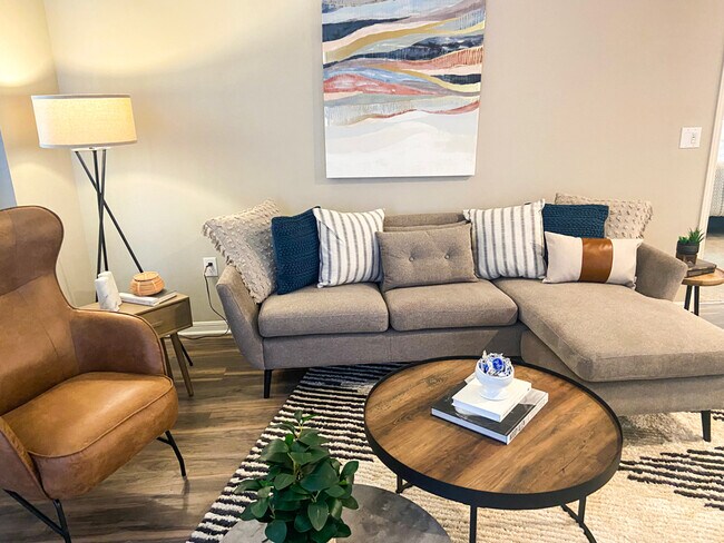 Photo - Aurora Apartments