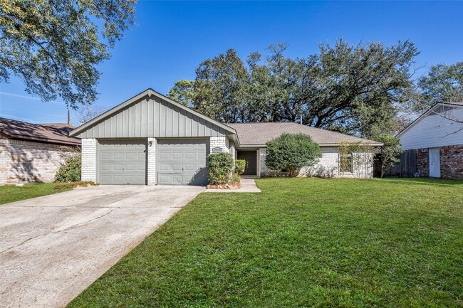 Photo - 29410 Binefield St