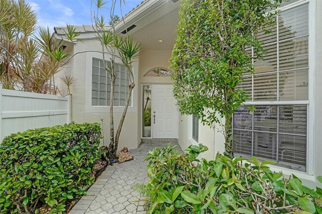 Photo - 6463 Colomera Dr