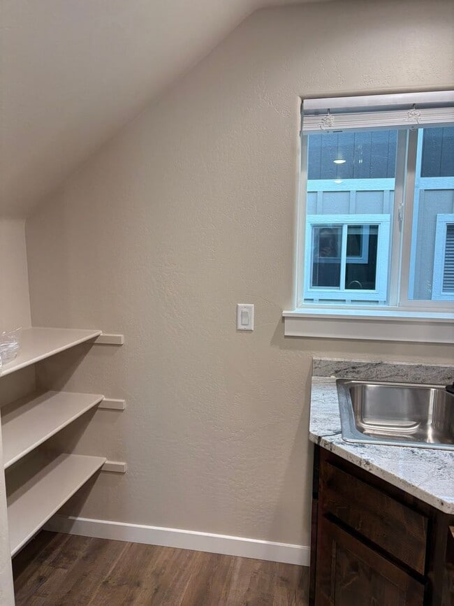 Photo - 7861 Houston Lp Unidad B