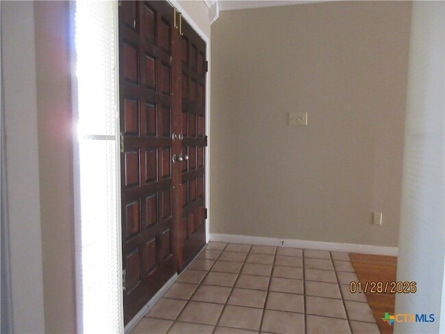 Photo - 906 Illinois Ave