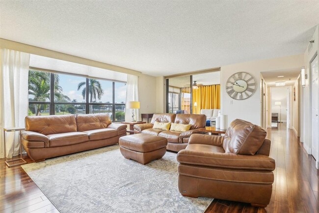 Photo - 7153 Promenade Dr Unit 202