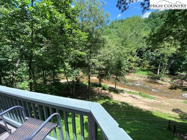 Photo - 476 Ballou Mills Rd