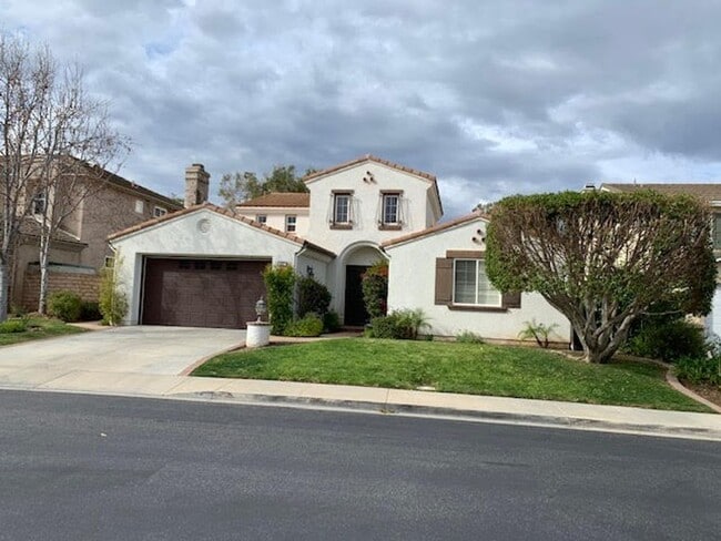 Photo - Lovely home in desirable Moorpark neighbor...