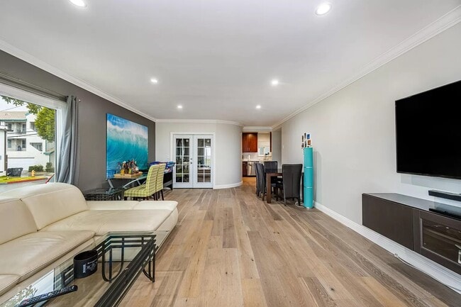 Photo - 3601 E Ocean Blvd Unit 3