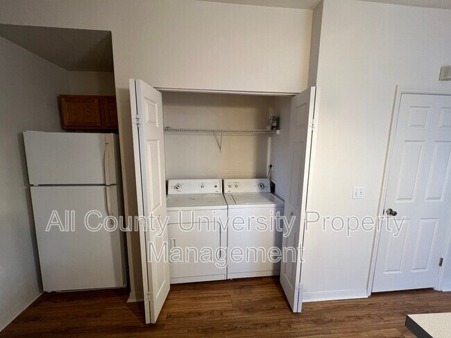 Photo - 3552 SW 30th Way Unidad 136