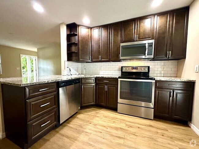 Building Photo - 3561 Burma Ct Rental