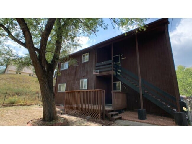 Building Photo - Tired of outdated rentals? This stunning t...