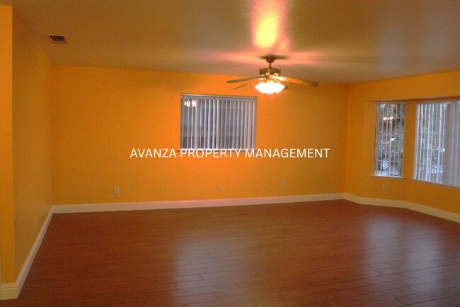 Photo - 1 Yr Lease