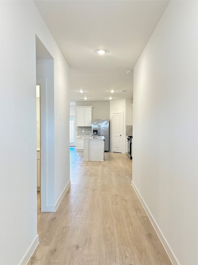 Photo - 31114 Royal Acres Ct