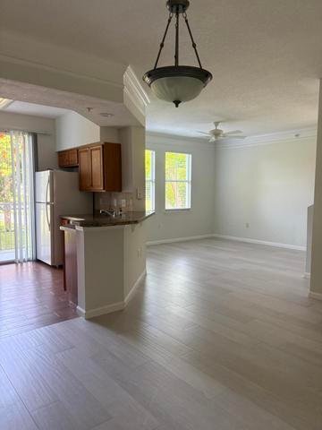 Photo - 2050 Alta Meadows Ln