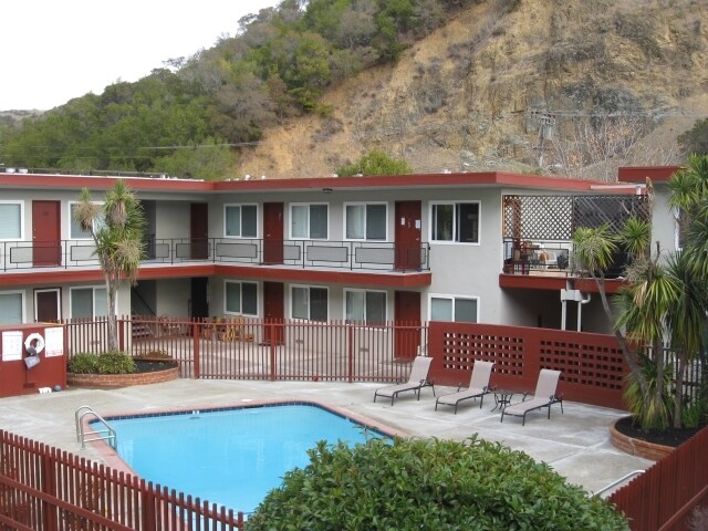 Photo - Fairfax Woods