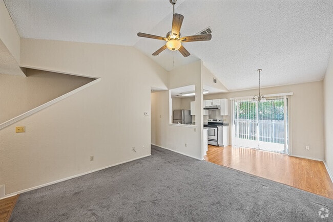 Building Photo - 1015 E Yager Ln Rental