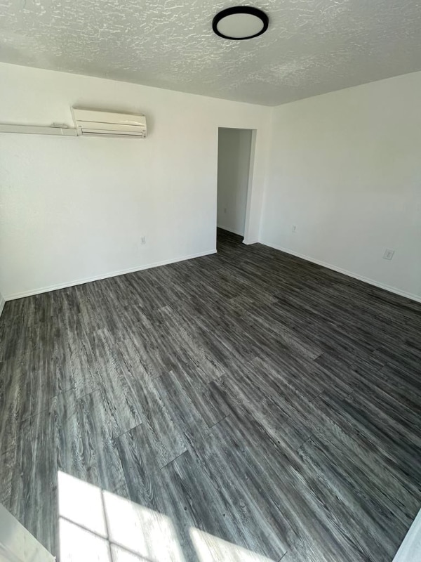 Photo - 406 S Abilene Ave