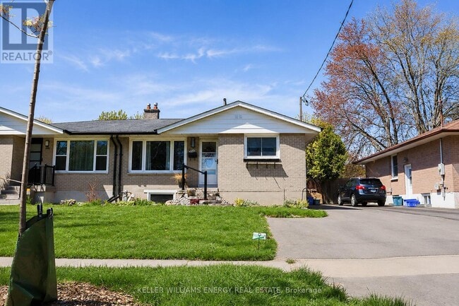 Photo - 258 Trent St