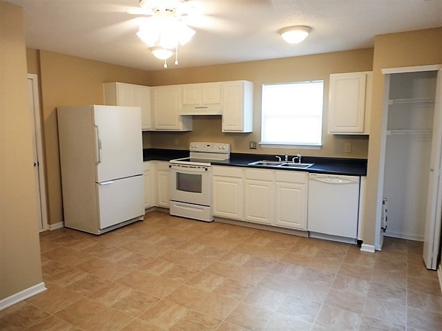 Photo - 15080 Fawn Hollow Ln