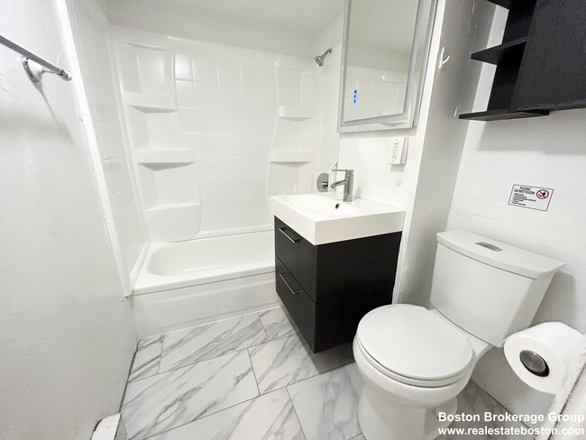 Photo - 7 Warwick St Unit 1o