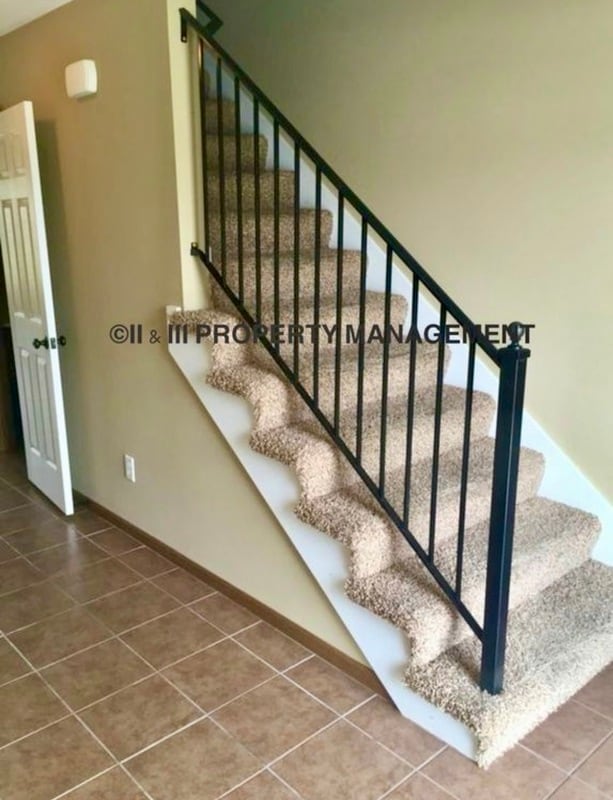 Photo - 409 S Darrowby Dr