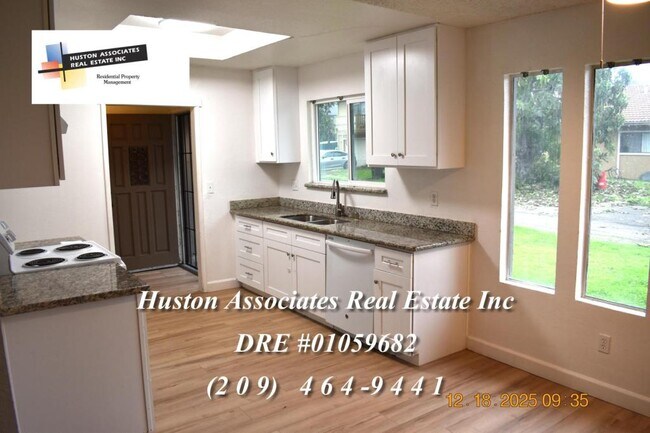 Photo - 1134 Porter Ave