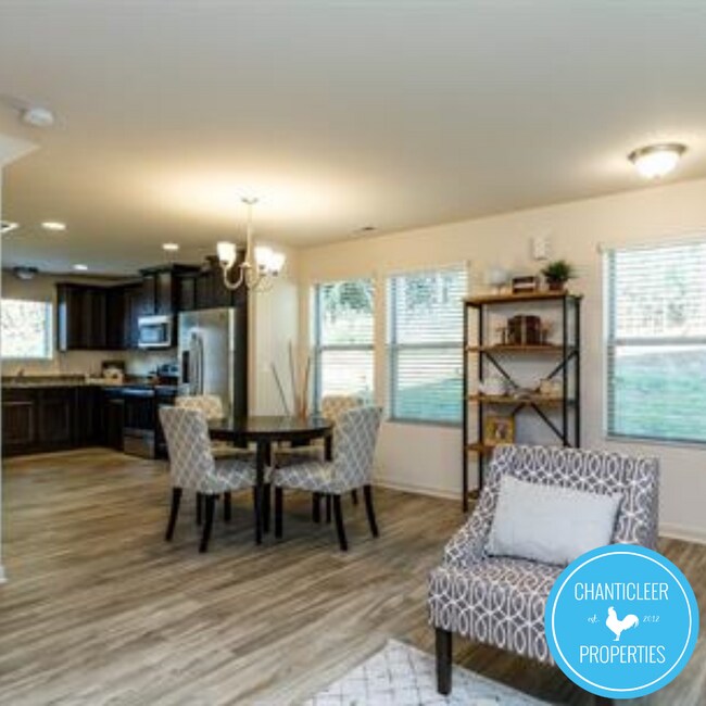 Photo - 1208 Haybrook Ln