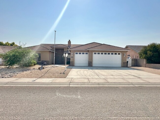 Beautiful 3 bedroom, 3 bathroom home with ... - Beautiful 3 bedroom, 3 bathroom home with ...