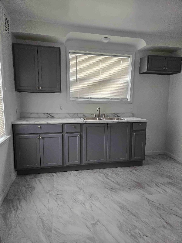 Photo - 14901 Wilshire Dr