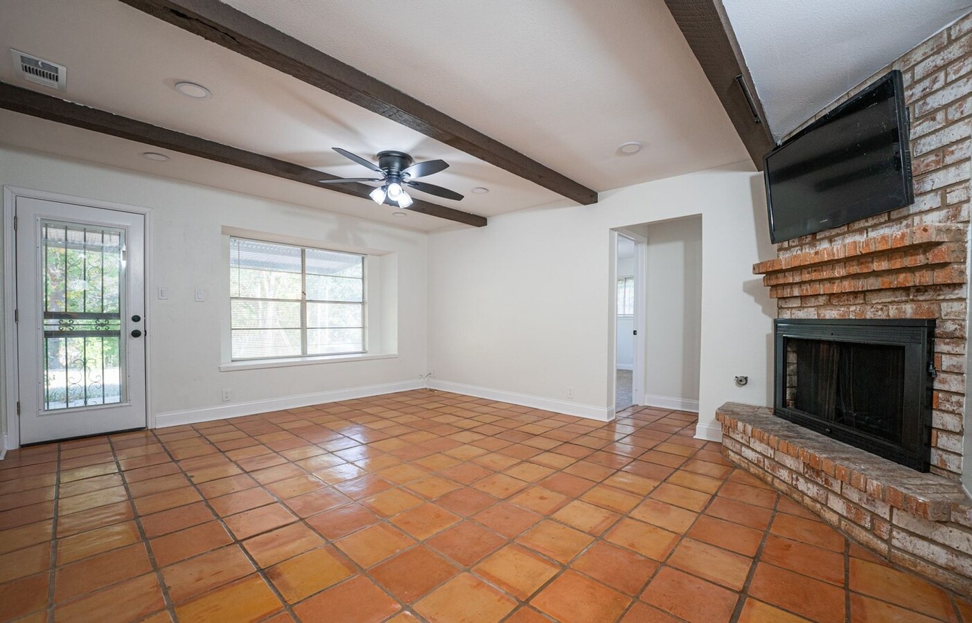 Photo - 4806 Cedarbrook