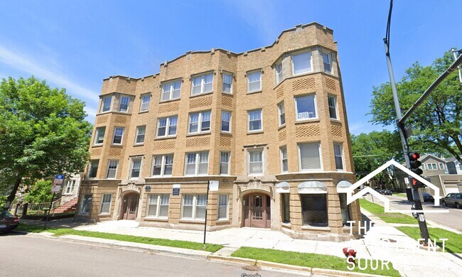 Photo - 5208 N Leavitt St Unit 2