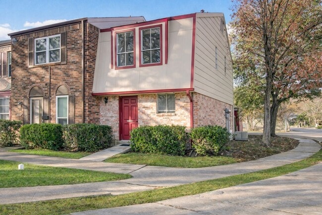 Photo - 7902 Grove Ridge Dr