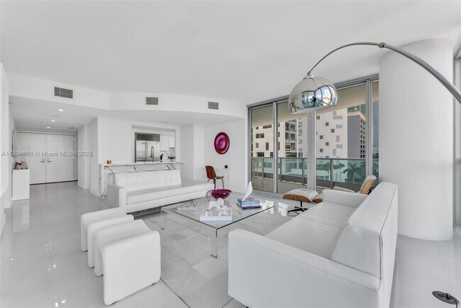 Photo - 1331 Brickell Bay Dr Unit 502