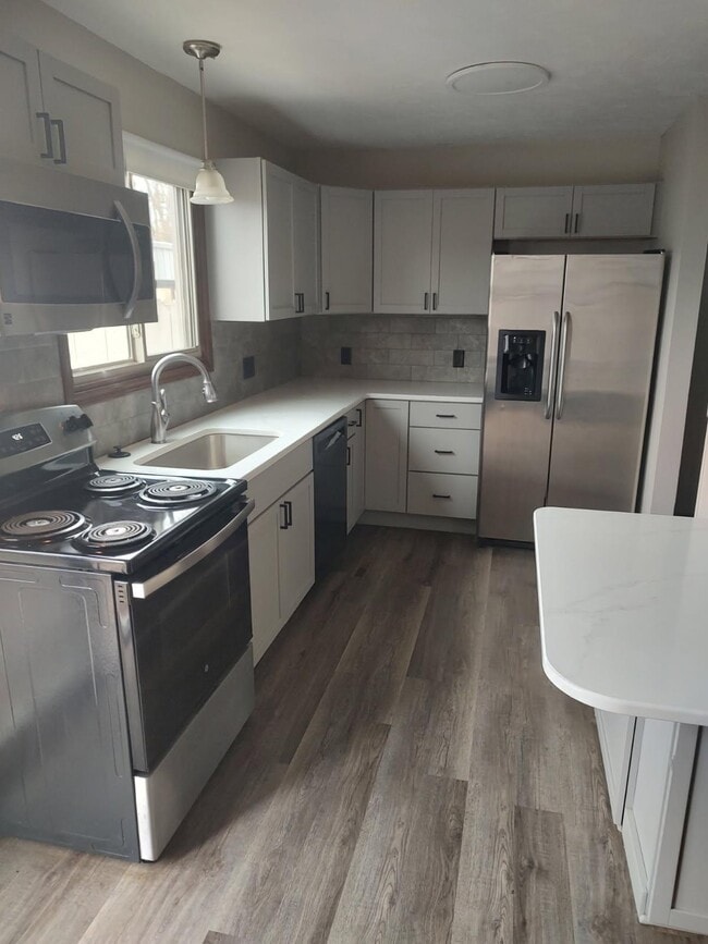 Photo - 1911 Glendale Rd