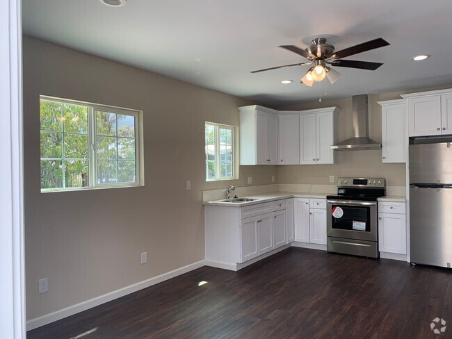 Building Photo - Cute and Spacious 1+1  ADU Apartment in Pa...