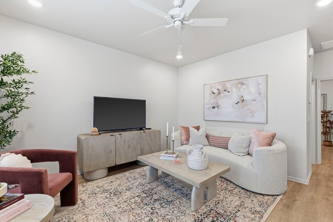 Photo - Zeal at Quail