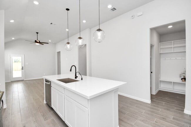 Photo - 19807 Palomino Pr Trl