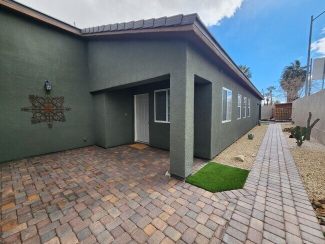 Photo - Single Story with Casita