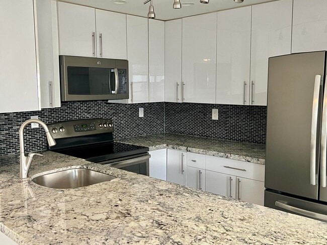 Photo - 150 Burgandy Way Unit D