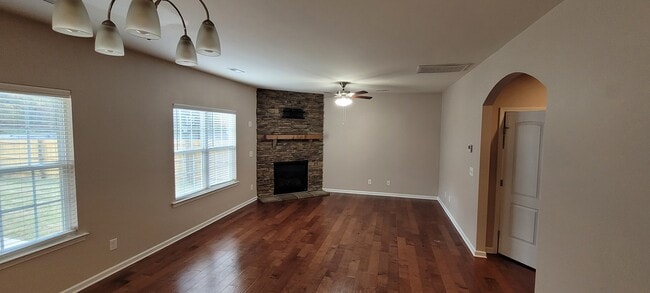 Photo - 272 Moonstone Ct