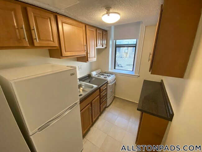 Photo - 1156 Commonwealth Ave Unidad 0C