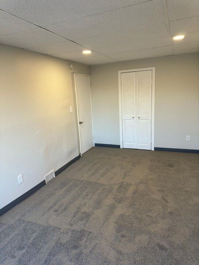 Photo - 847 Flemington St Unit Lower