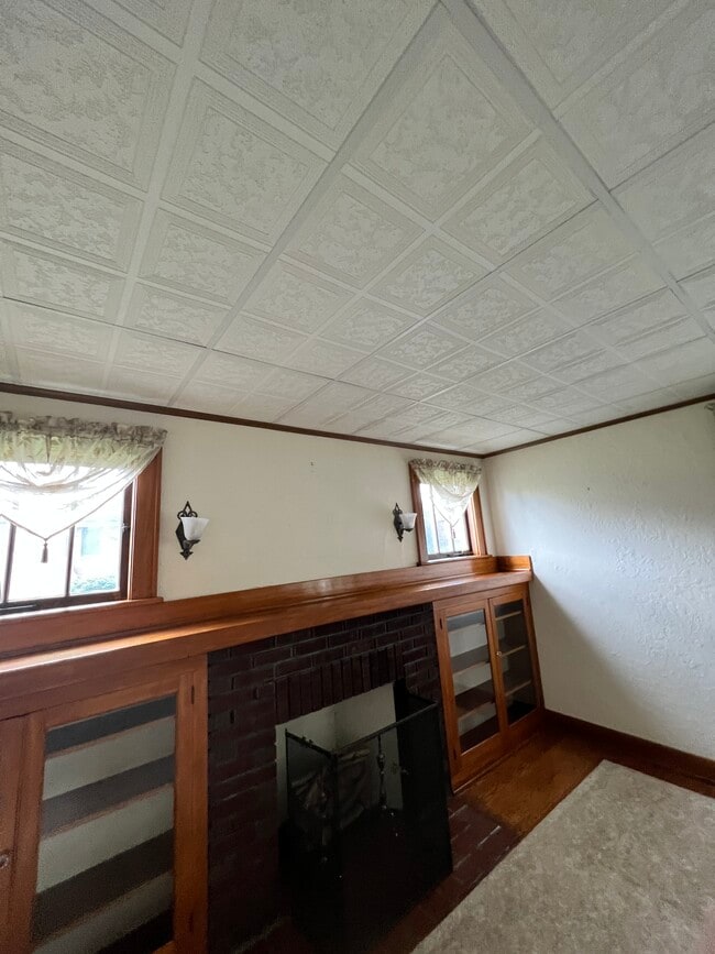 Photo - 330 W Catherine St Unit 1