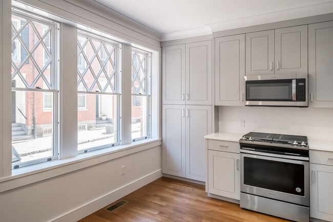 Photo - 11 Temple St Unidad 2