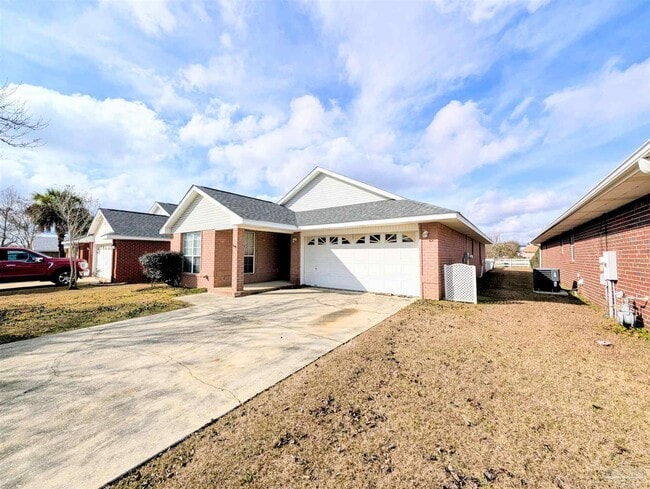 Photo - 28 Easton St