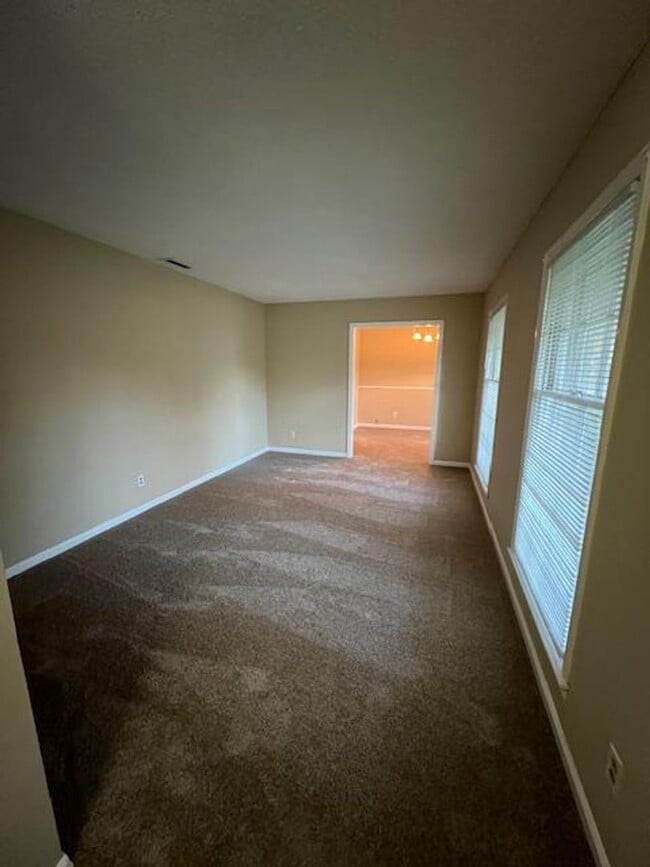 Photo - 3 Bedroom/2 Bath Home in Valdosta