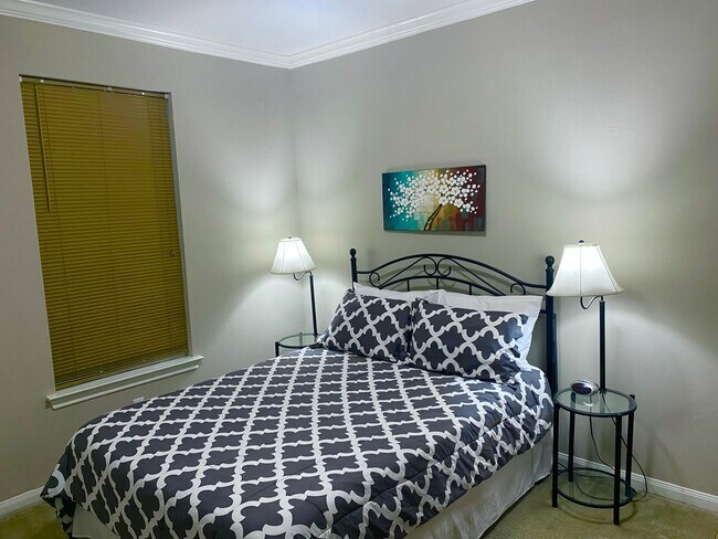 Photo - 1404 April Villa W